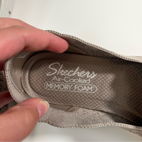 Skechers Air-Cooled Memory Foam Stretch Knit Pull-On Scallop Trim Flats Taupe 8 - Picture 3 of 5